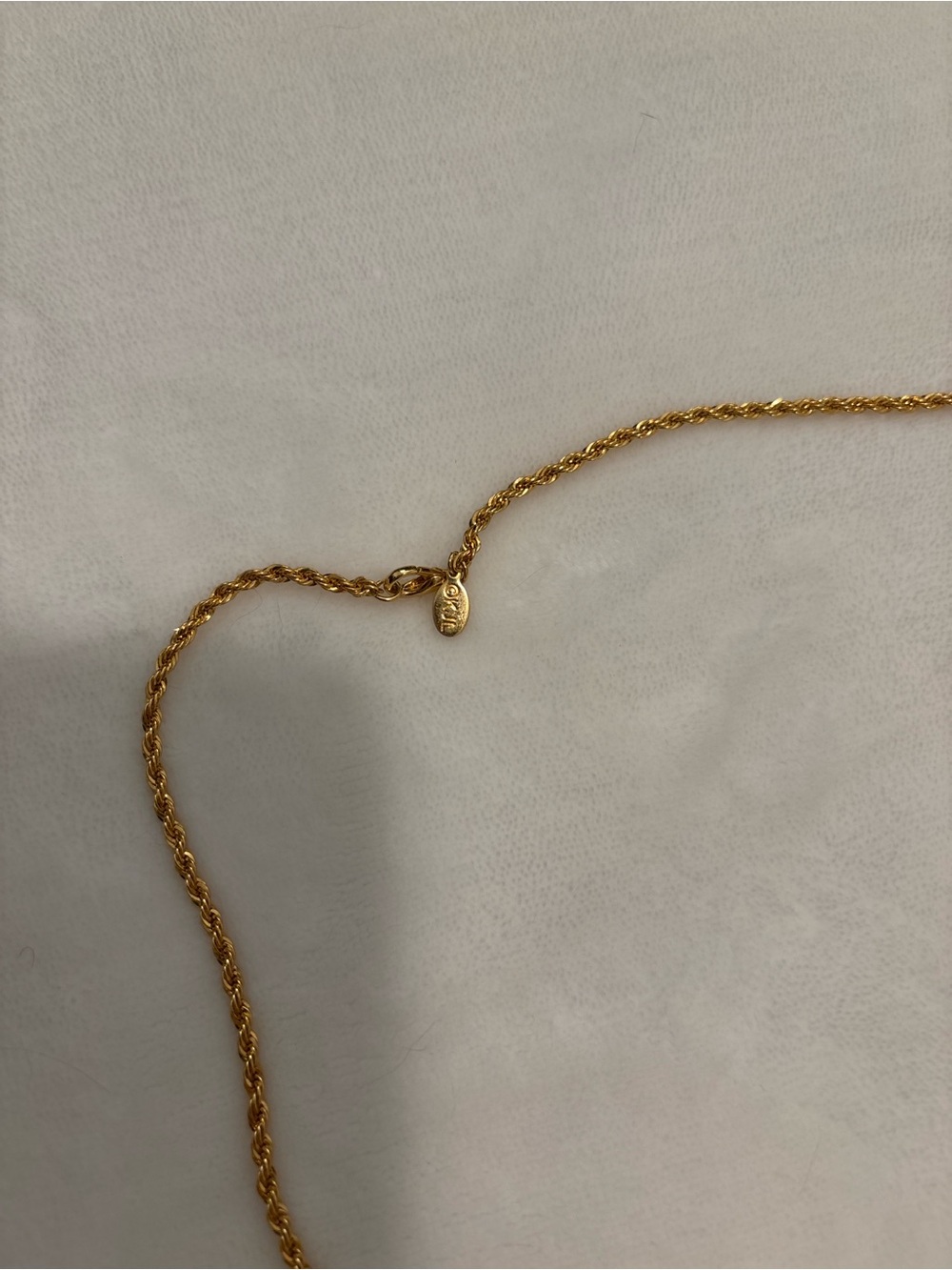 Kenneth Jay Lane Gold Rope Chain Necklace - Picture 3 of 3
